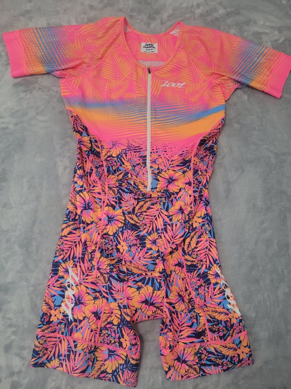 Zoot LTD Tri Racesuit Women Short Sleeve Aero Full Zip Pink Club Aloha Trisuit